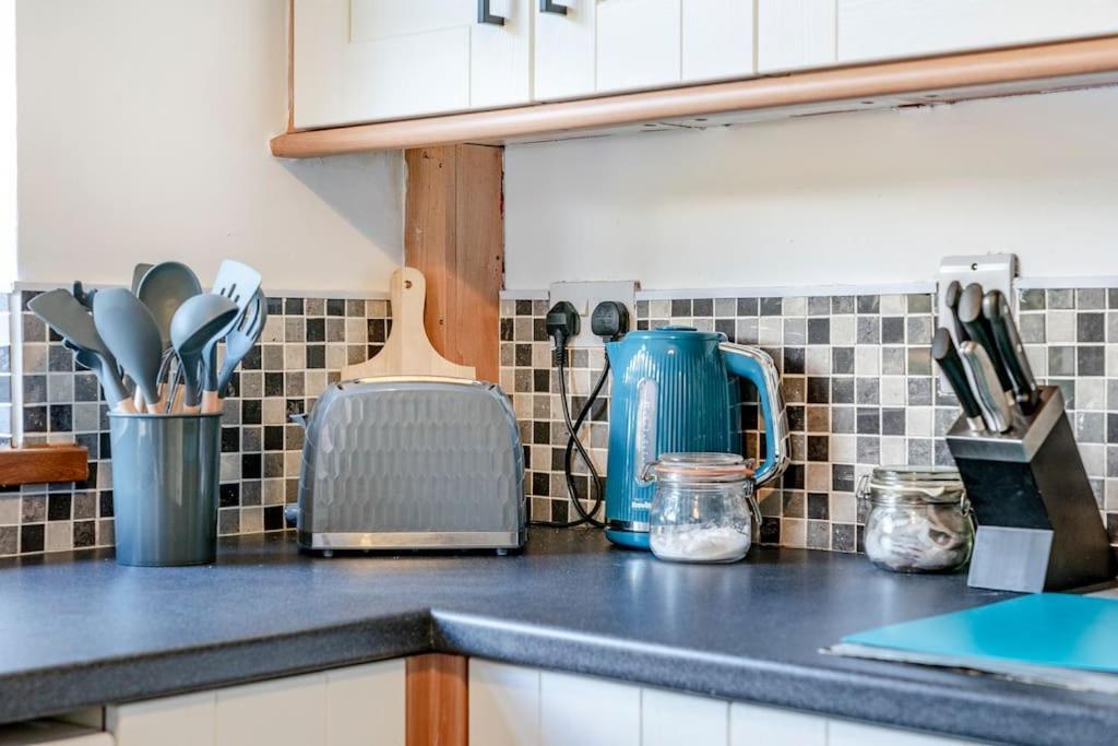 Modern 3 Bedroom House Close To Ferry And City Centre Belfast Exterior foto